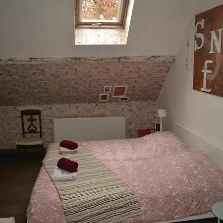 Bed and Breakfast Tintaglia, Betaalbaar En Gastvrij à Stadskanaal Extérieur photo
