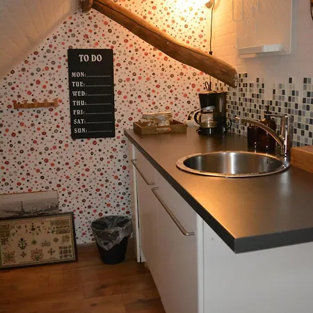 Bed and Breakfast Tintaglia, Betaalbaar En Gastvrij à Stadskanaal Extérieur photo